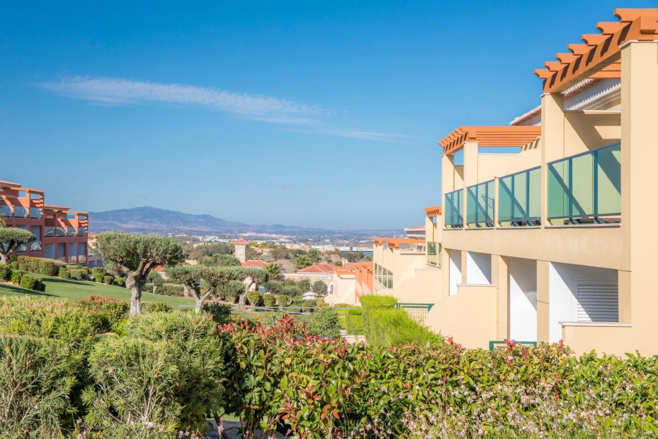 Boavista Golf & Spa - Bela Colina Holidays Lagos Exterior photo Residential area in Porto Cristo