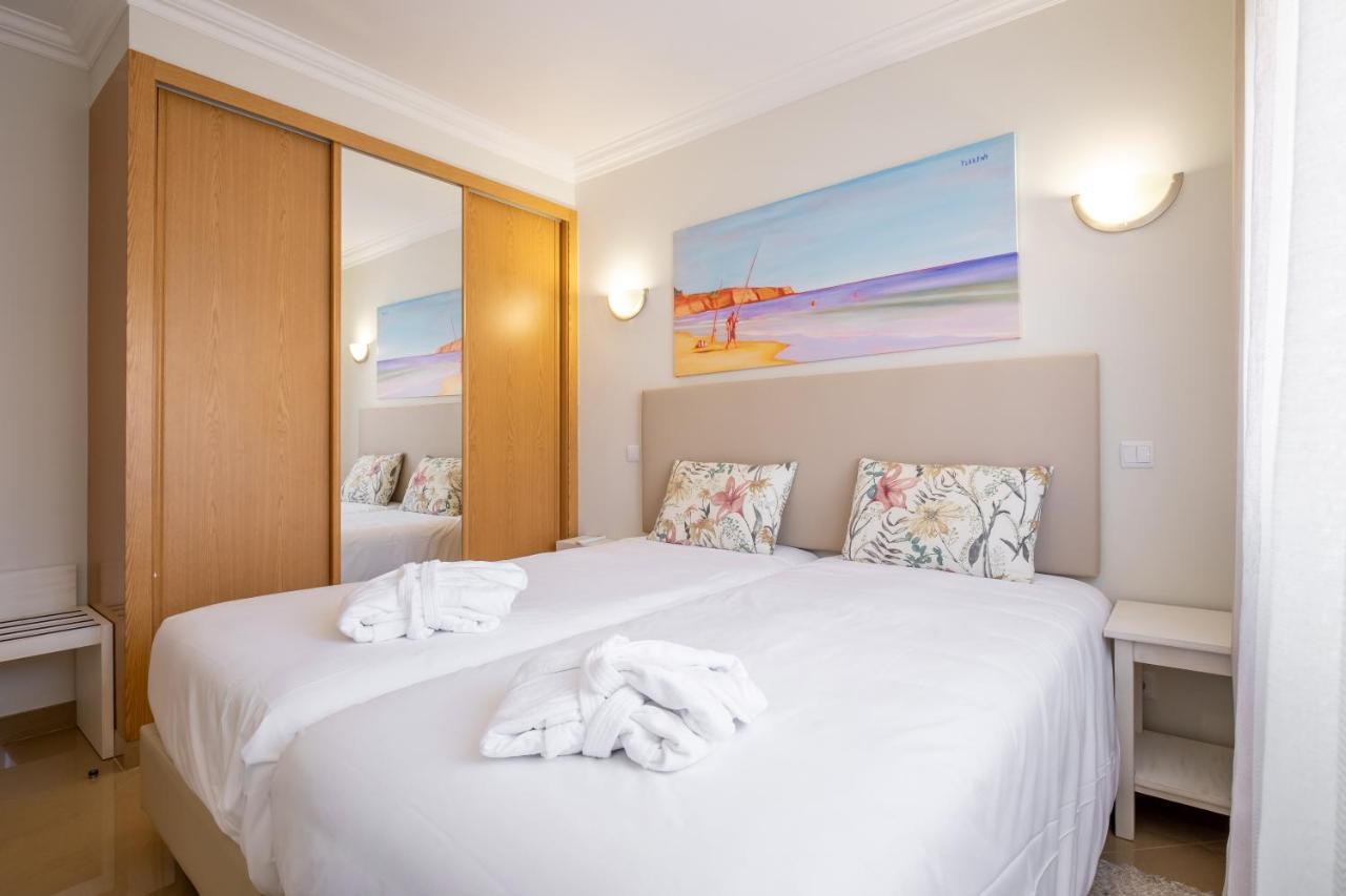 Boavista Golf & Spa - Bela Colina Holidays Lagos Exterior photo A bedroom at the hotel