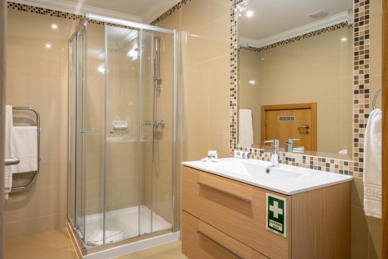 Boavista Golf & Spa - Bela Colina Holidays Lagos Exterior photo Bathroom with shower cubicle