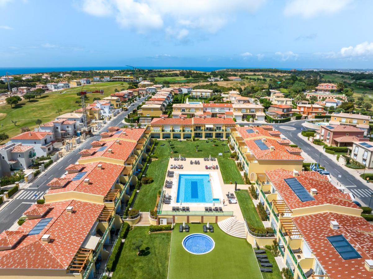 Boavista Golf & Spa - Bela Colina Holidays Lagos Exterior photo Residential complex in Cyprus